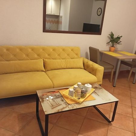 Apartment Piveta トロギール エクステリア 写真