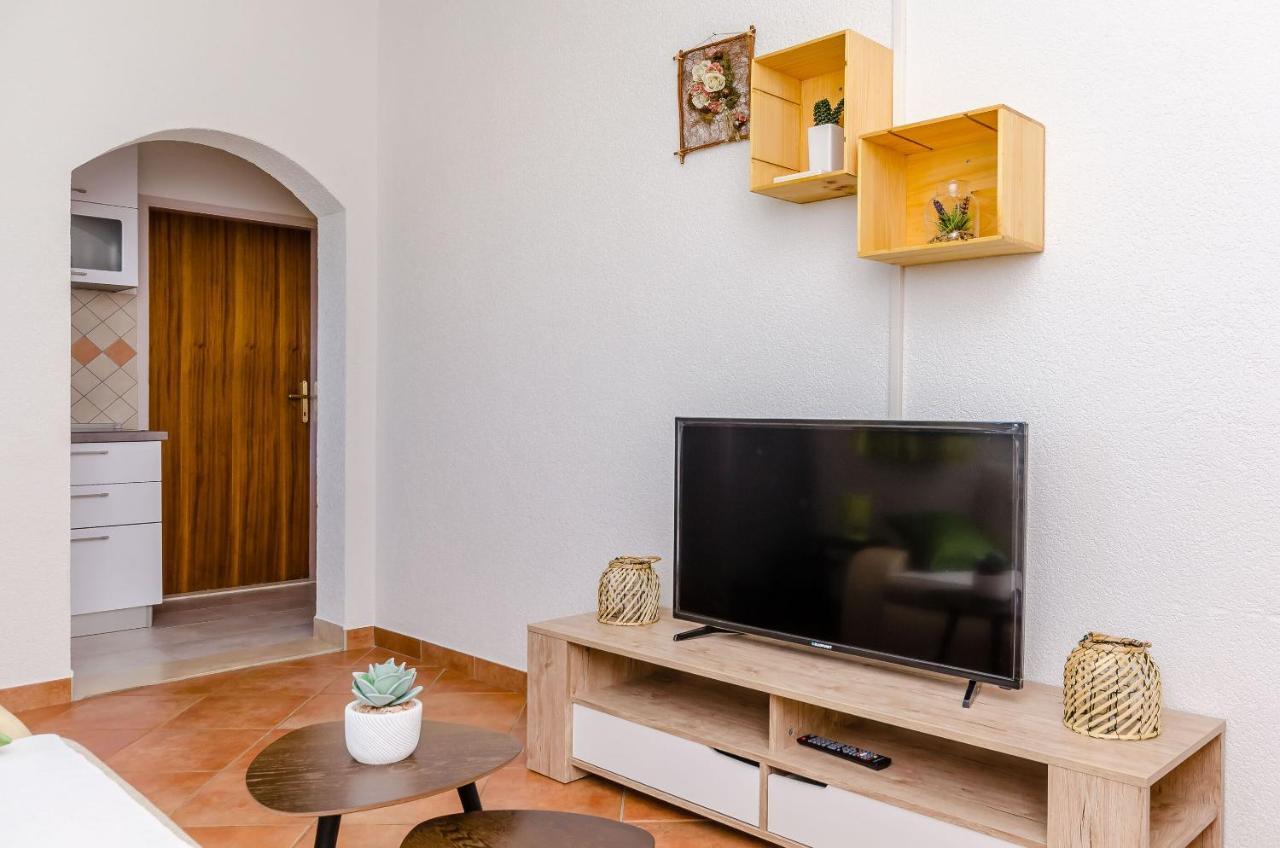 Apartment Piveta トロギール エクステリア 写真