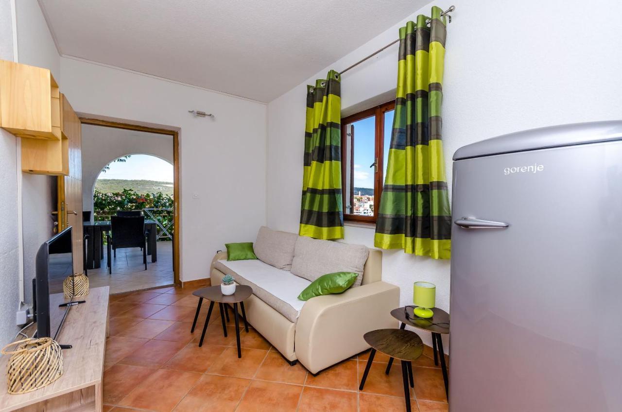 Apartment Piveta トロギール エクステリア 写真