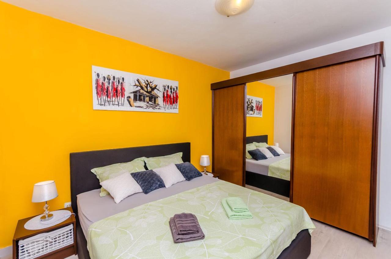 Apartment Piveta トロギール エクステリア 写真